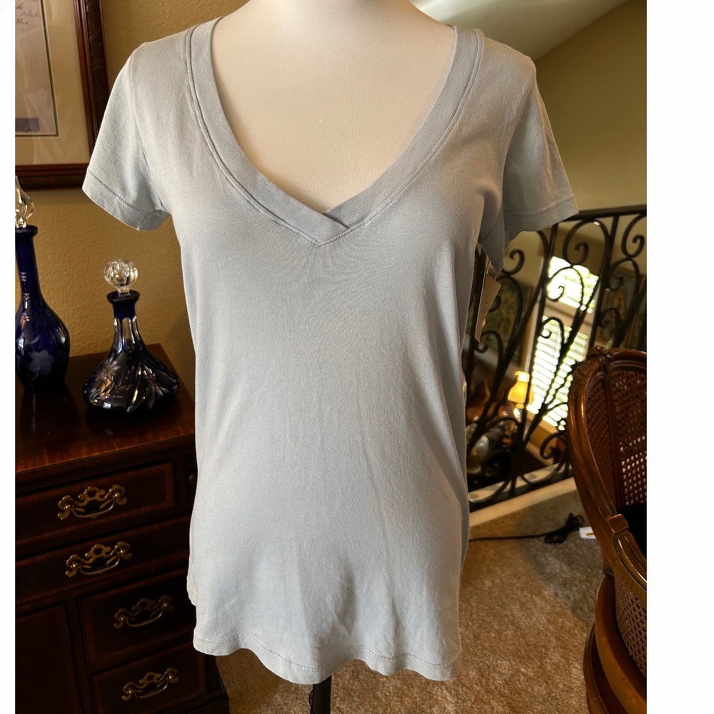 Vintage 2002-04 Juicy Couture Y2K V Neck Tee Color Coded L Glamorous USA SONY